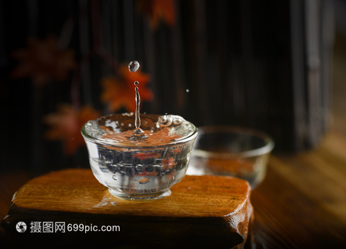 觀花識(shí)酒 白酒酒花的視覺密碼與品鑒藝術(shù)