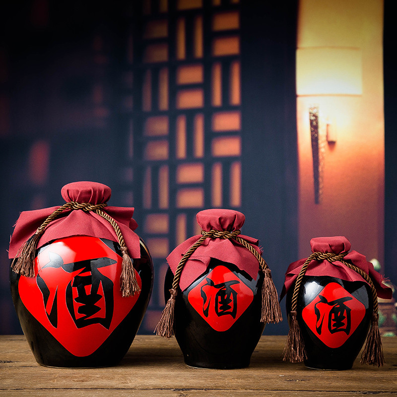 景德鎮(zhèn)陶瓷酒瓶 匠心工藝與白酒文化的交融之美